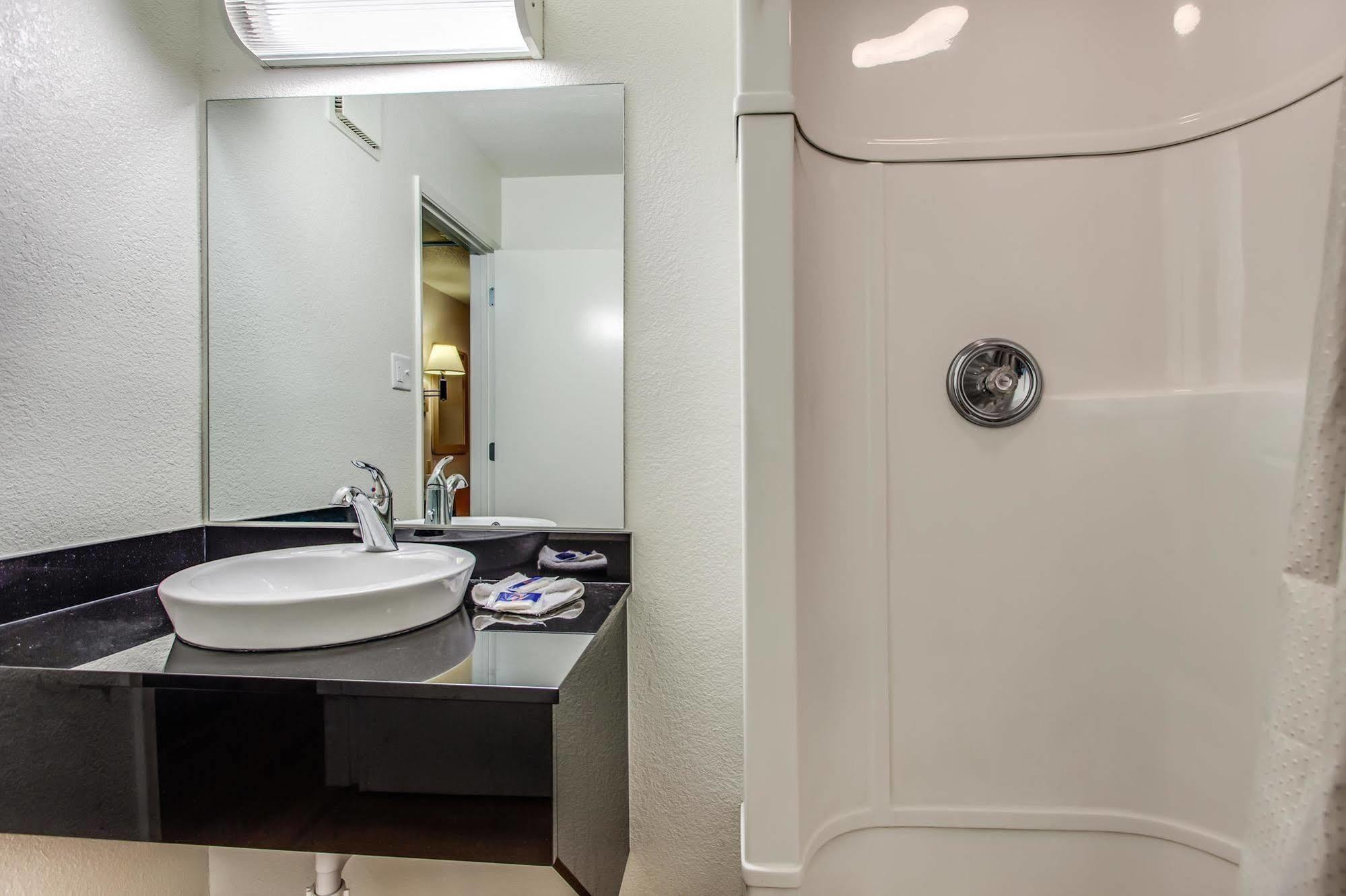 Motel 6 Williams, Ca Екстериор снимка