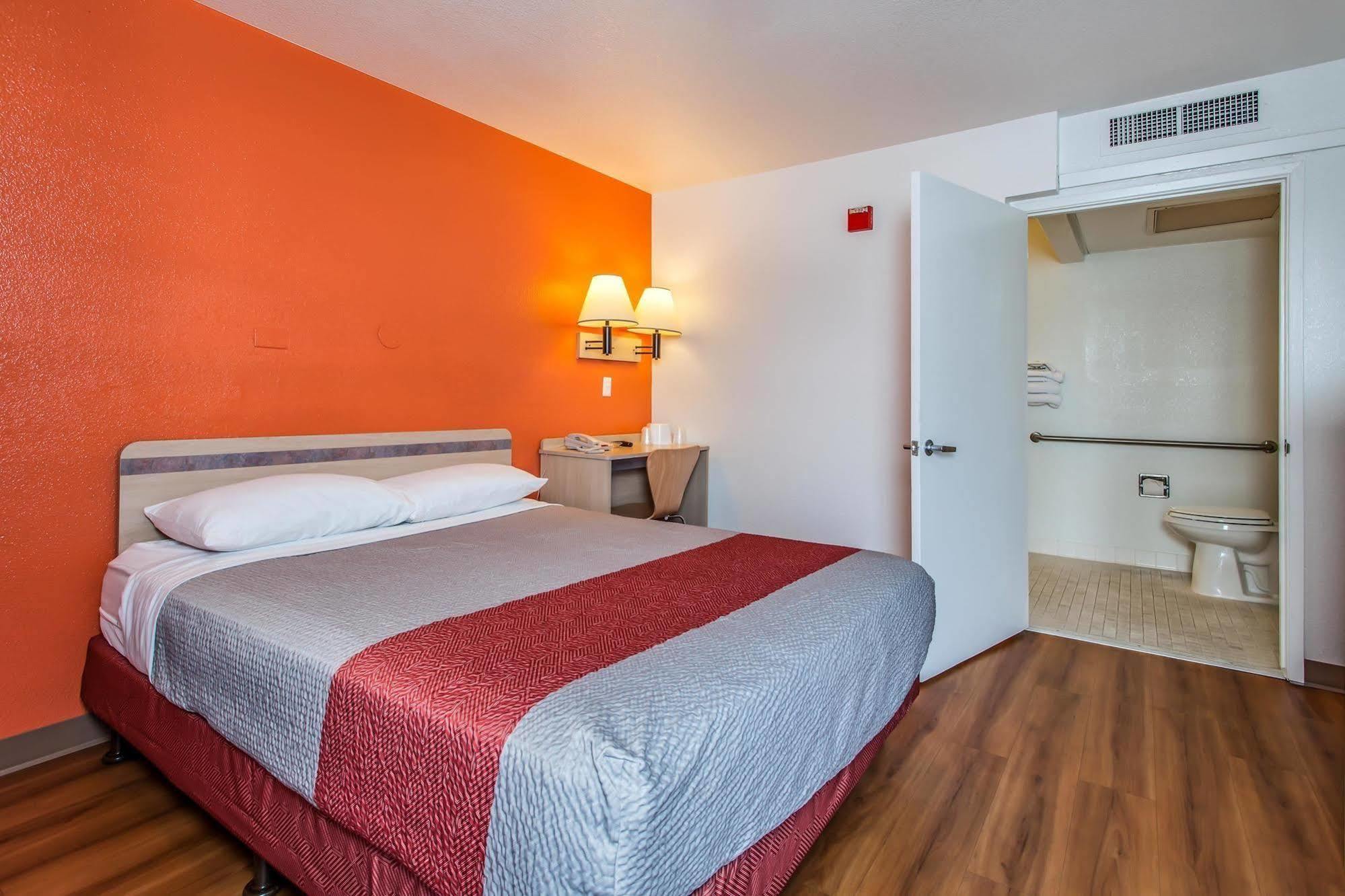 Motel 6 Williams, Ca Екстериор снимка