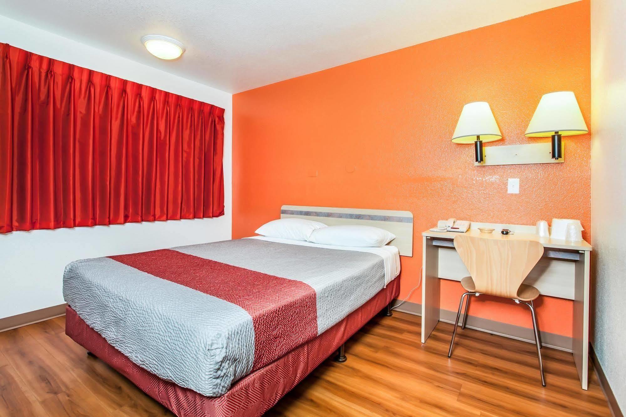 Motel 6 Williams, Ca Екстериор снимка