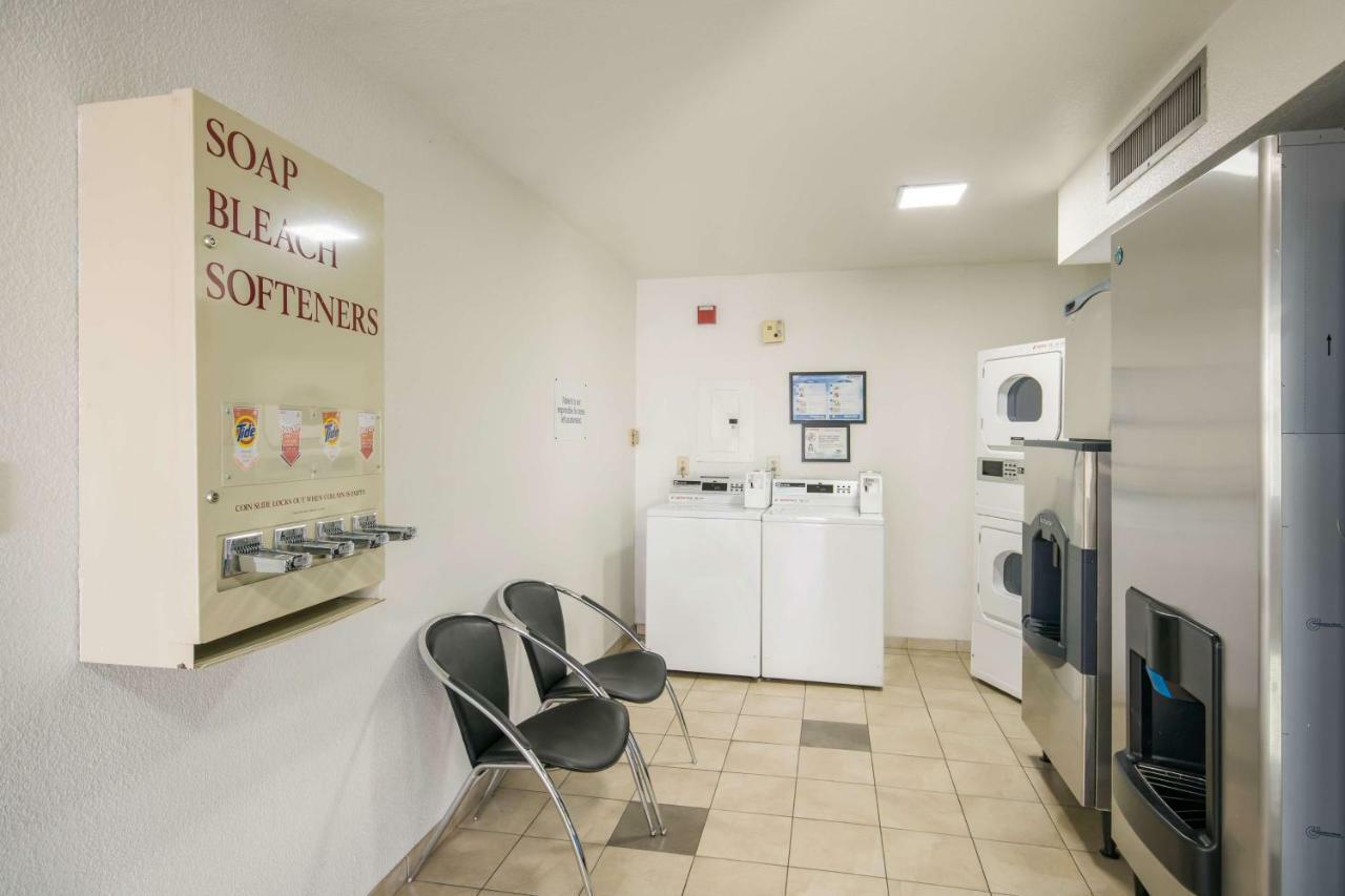 Motel 6 Williams, Ca Екстериор снимка